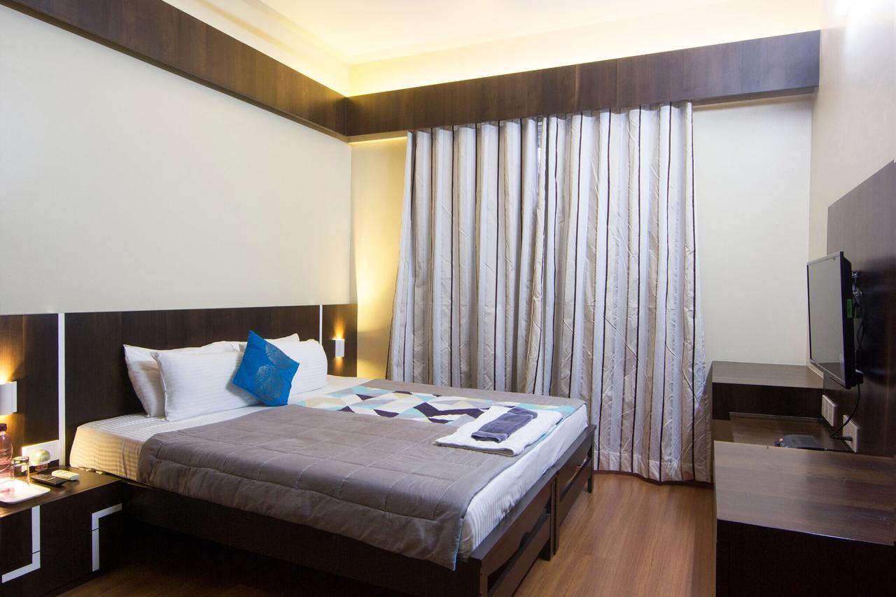 Amanora Park Town Bed & Breakfast Pune Exterior foto